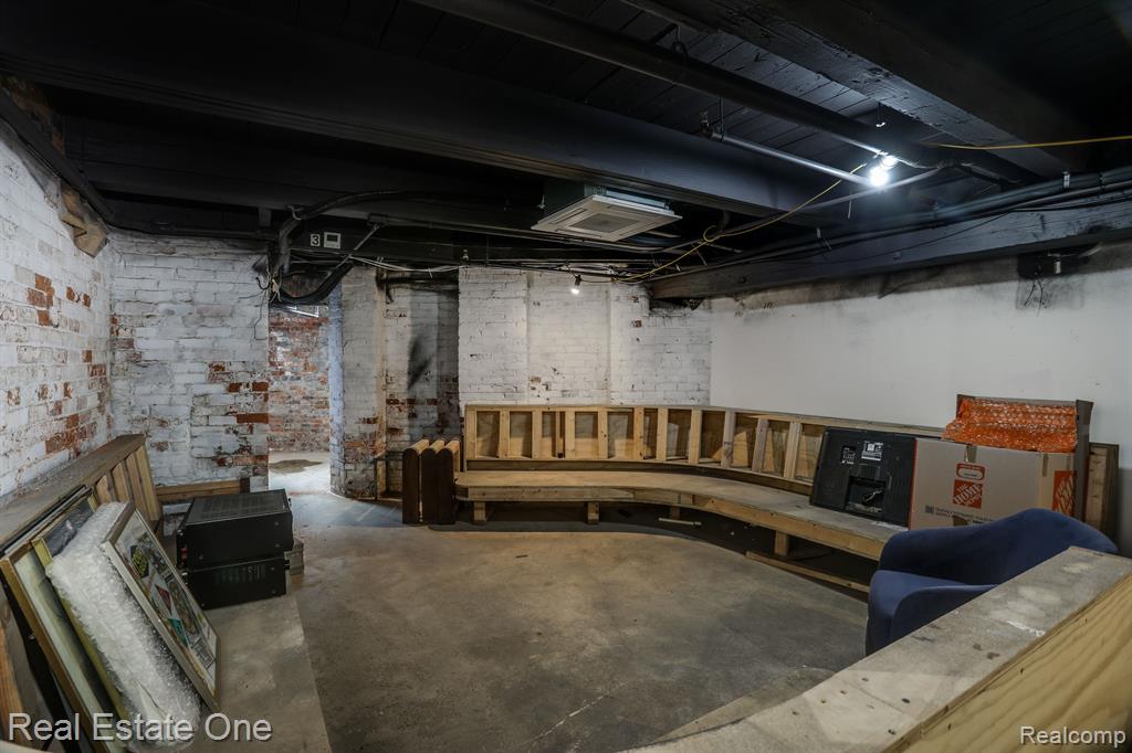 1528 GRATIOT Avenue, Detroit, MI 48207 — Photo 24