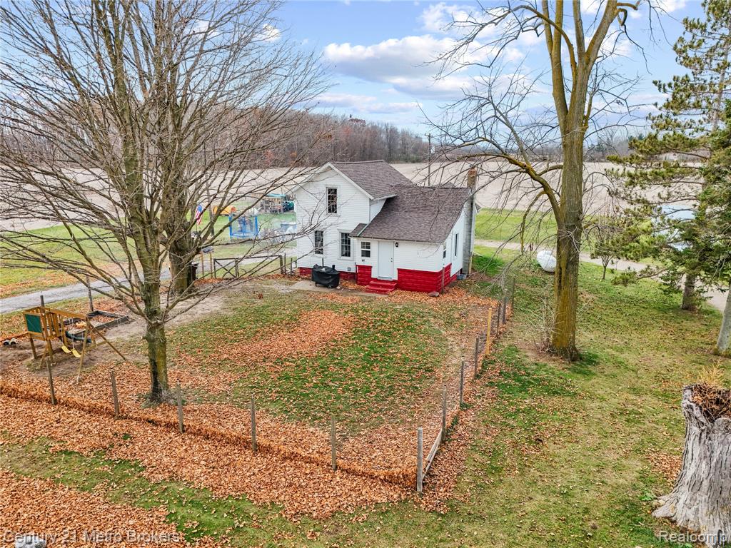 1102 Wellsville Highway, Palmyra, MI 49268 — Photo 2