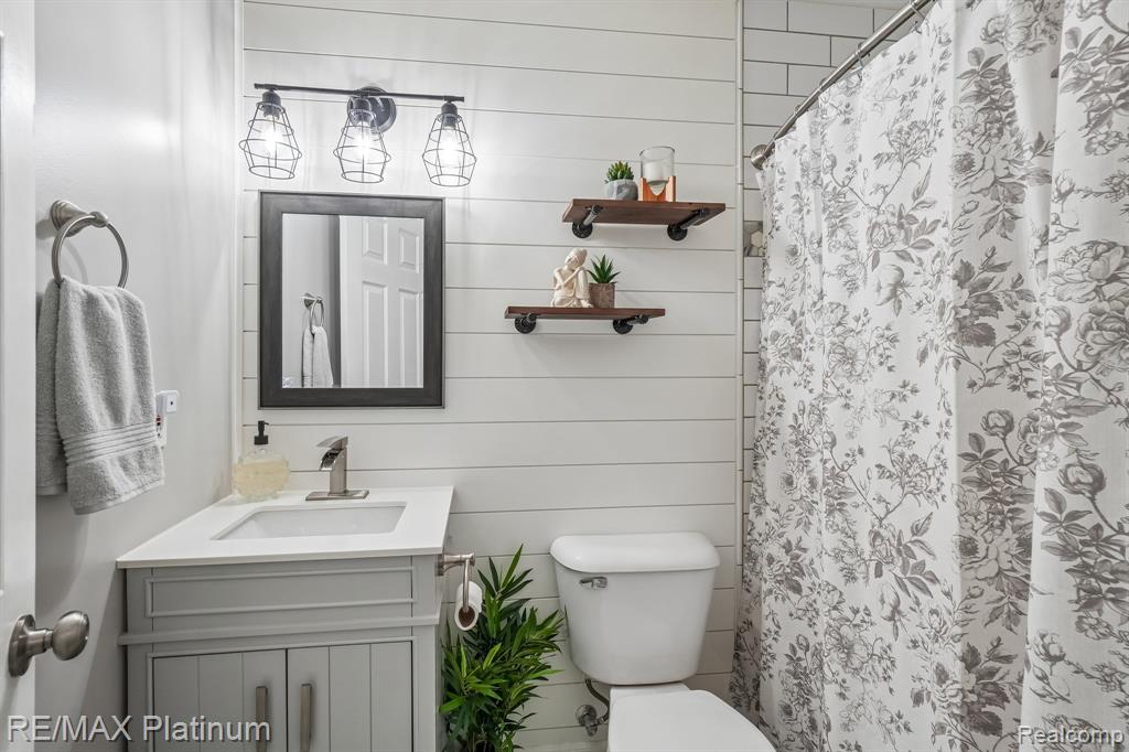 2353 Chestnut Bend, Howell, MI 48855 — Photo 17
