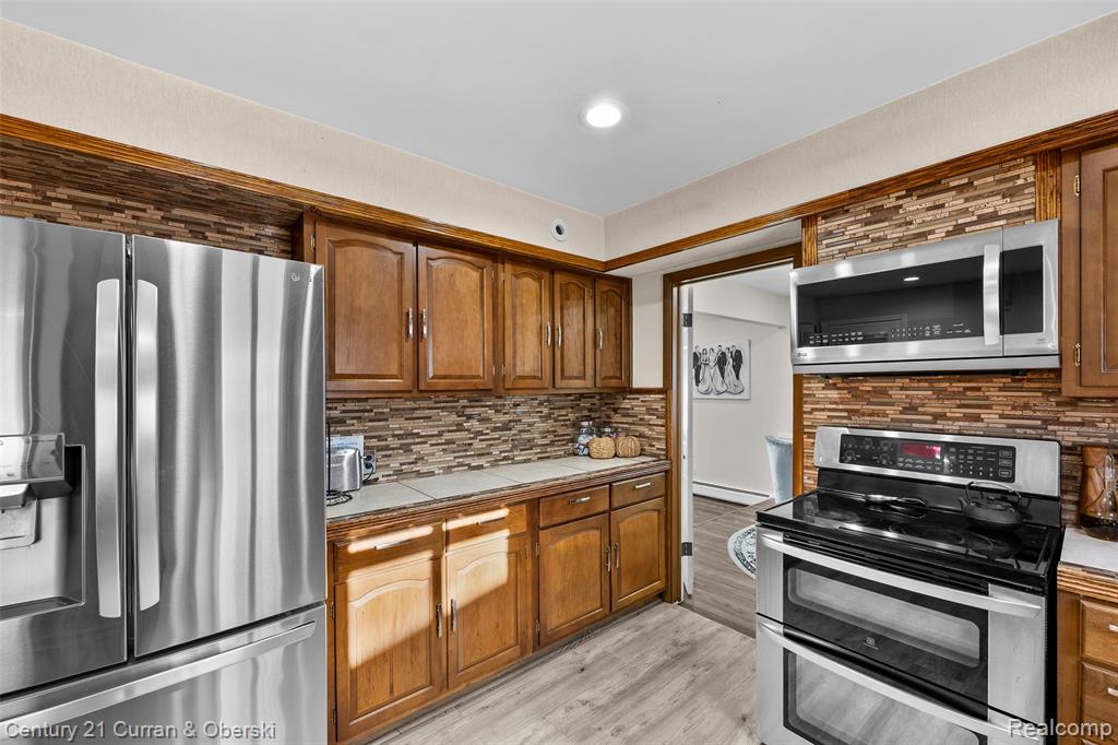 1310 Plainfield Street, Dearborn Heights, MI 48127 — Photo 17
