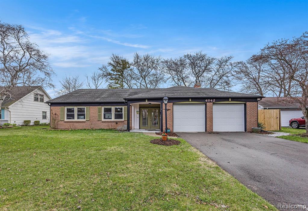 4842 BUTLER Drive, Troy, MI 48085 — front exterior