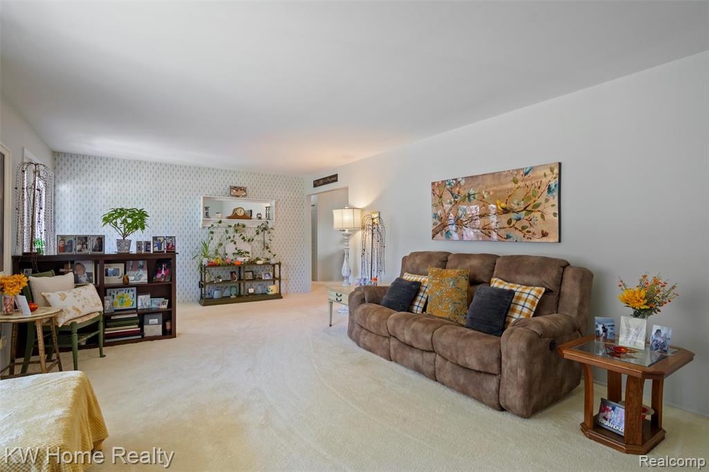 5334 Dunster Road, Grand Blanc, MI 48439 — Photo 10