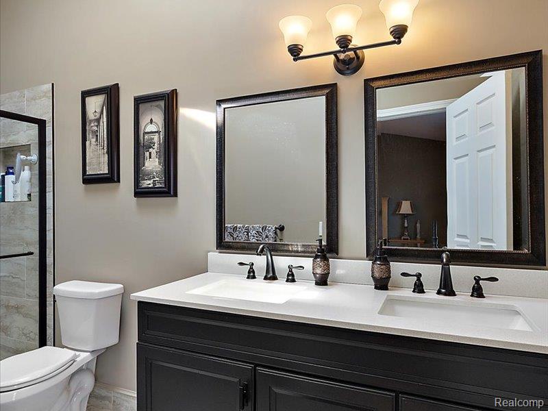 4884 Georgetown Drive, Rochester, MI 48306 — Photo 46