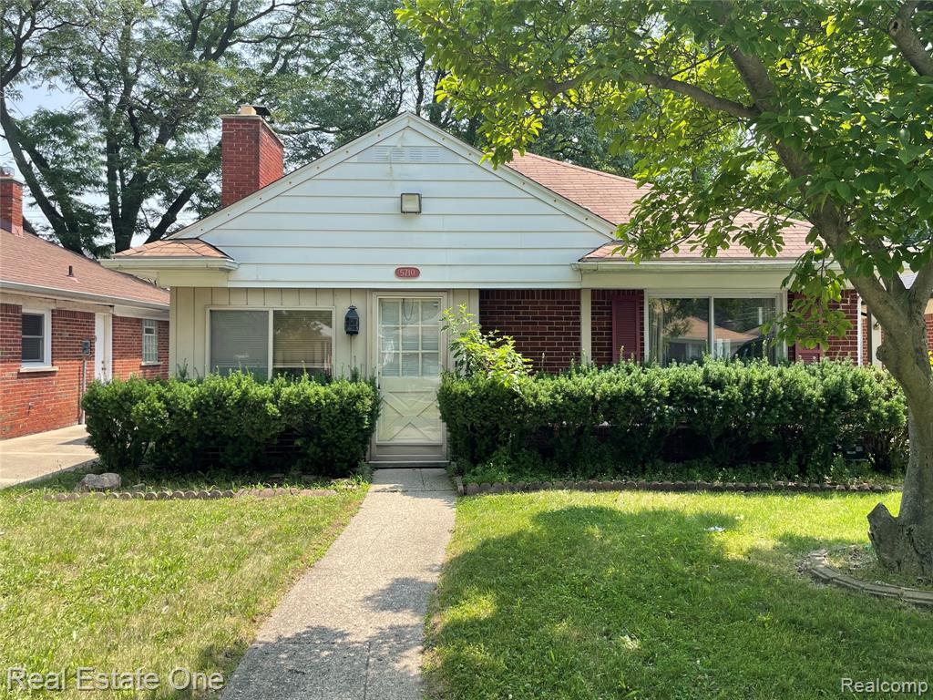 5710 BURGER Street, Dearborn Heights, MI 48127 — front exterior