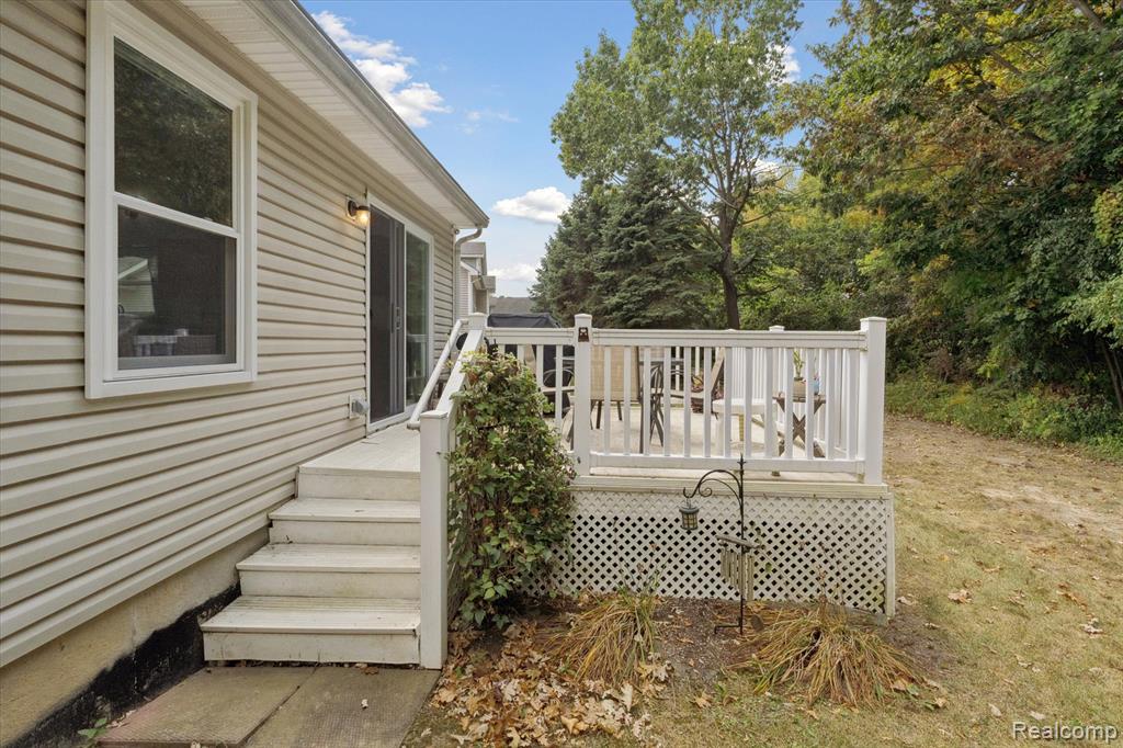 5128 Sandalwood Circle, Grand Blanc, MI 48439 — Photo 25