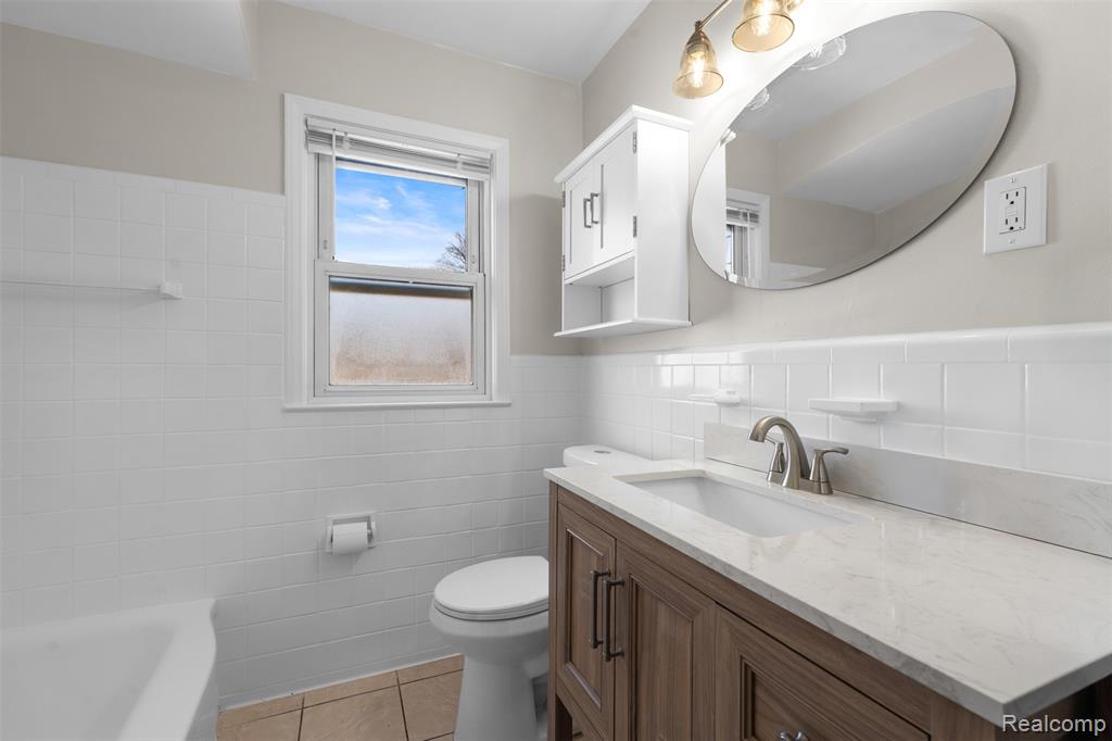 15844 Lexington, Redford, MI 48239 — Photo 5