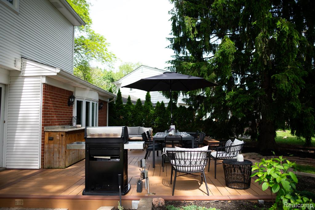 14922 Robinwood Drive, Plymouth, MI 48170 — Photo 13