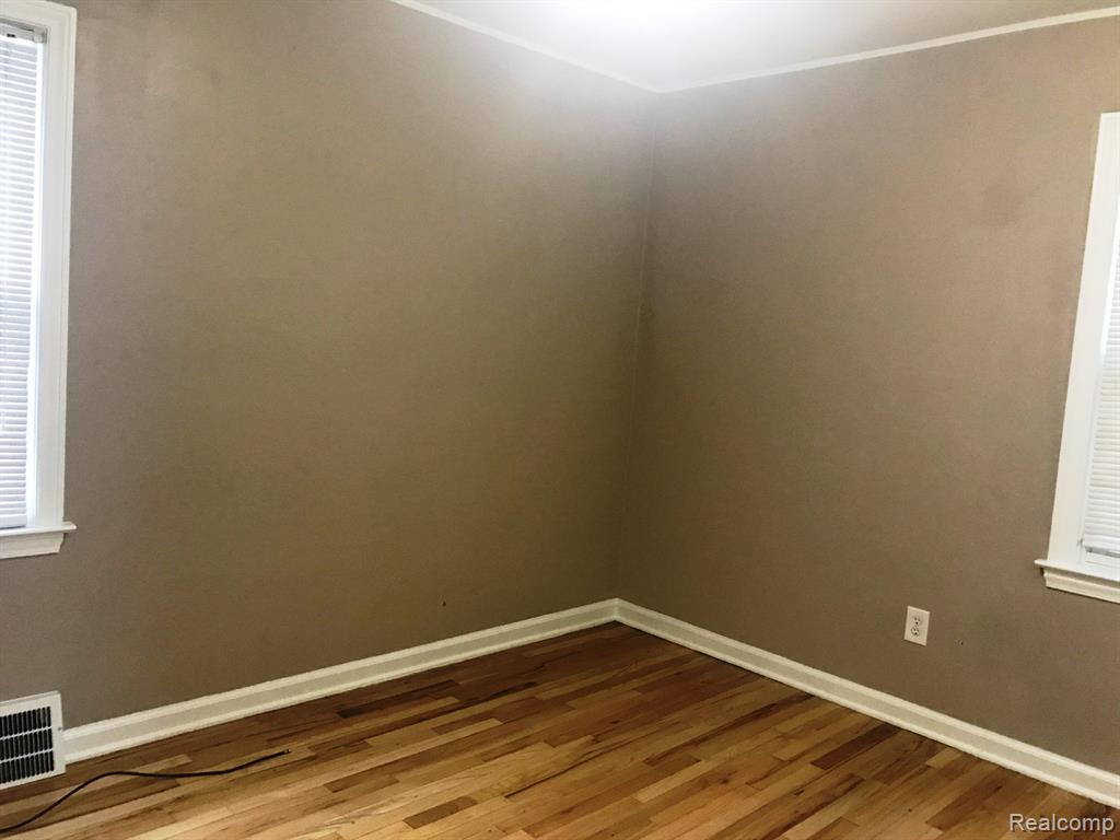 537 ROTH Boulevard, Clawson, MI — Photo 7