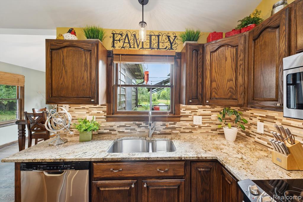 11247 Roberts Road, Stockbridge, MI 49285 — Photo 17