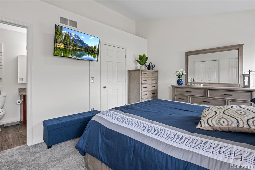 6335 Waldon Center Drive, Unit #16, Clarkston, MI — Photo 25