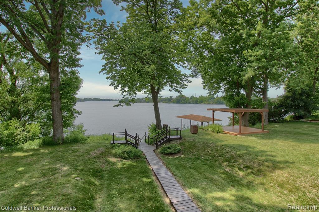 11770 Sunset Lane, Belleville, MI 48111 — Photo 46