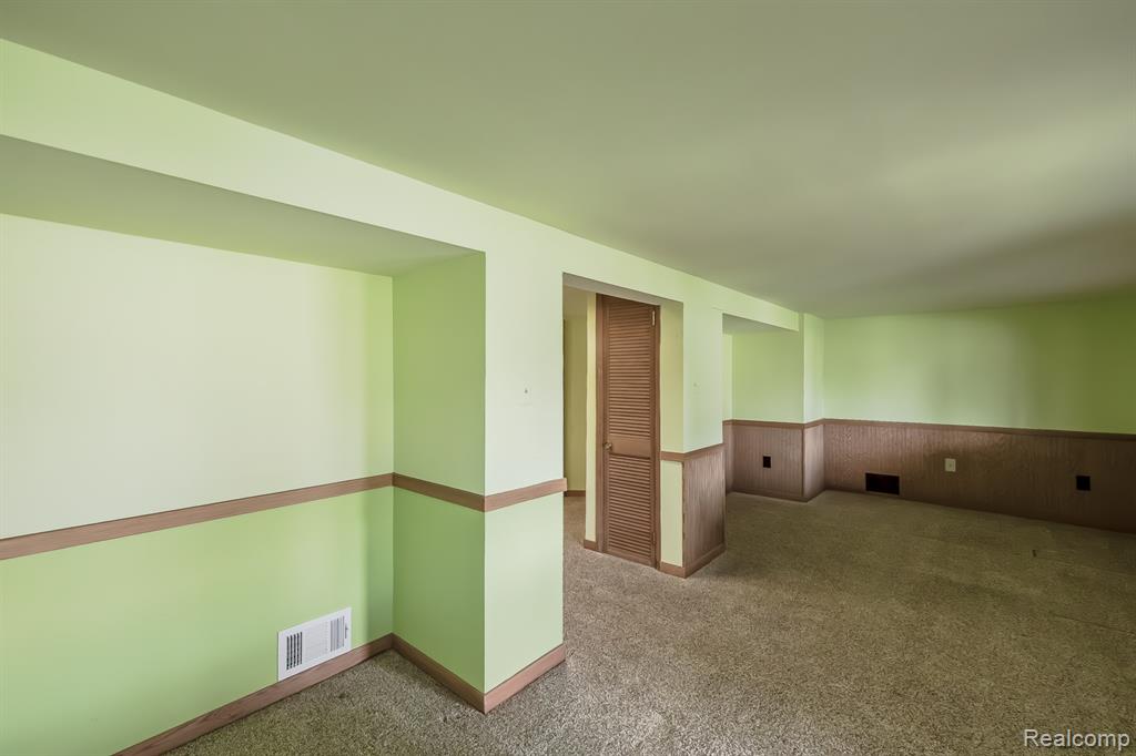 9634 Bonnie Briar Street, White Lake, MI — Photo 41