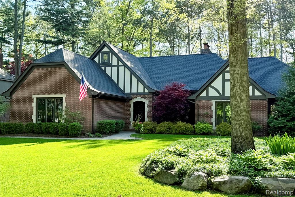 92 Kirksway Lane, Lake Orion, MI 48362 — Photo 56