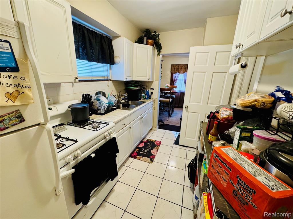 7003 Rivard Avenue, Warren, MI 48091 — Photo 10