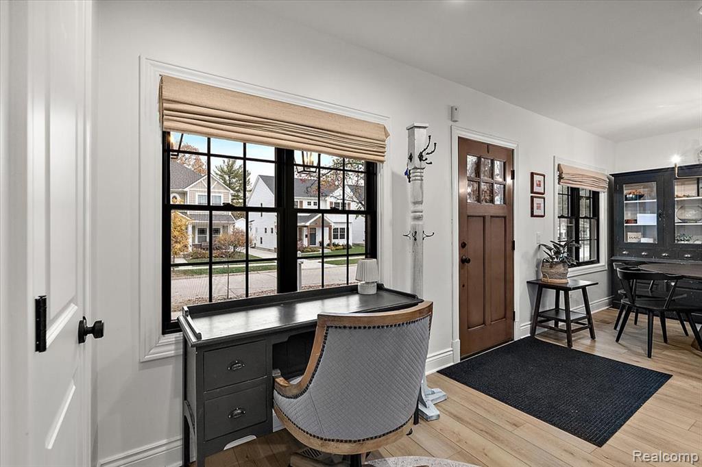606 Golf Avenue, Royal Oak, MI 48073 — Photo 24