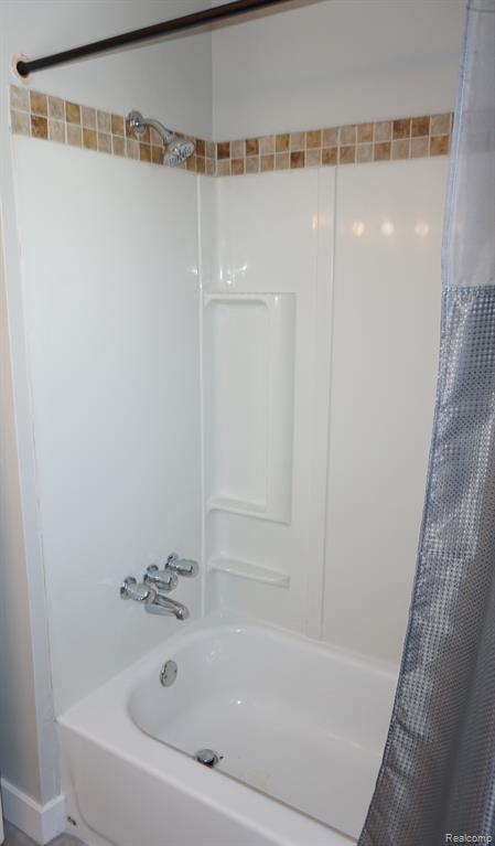 314 FAIRGROVE Street, Romeo, MI 48065 — Photo 12