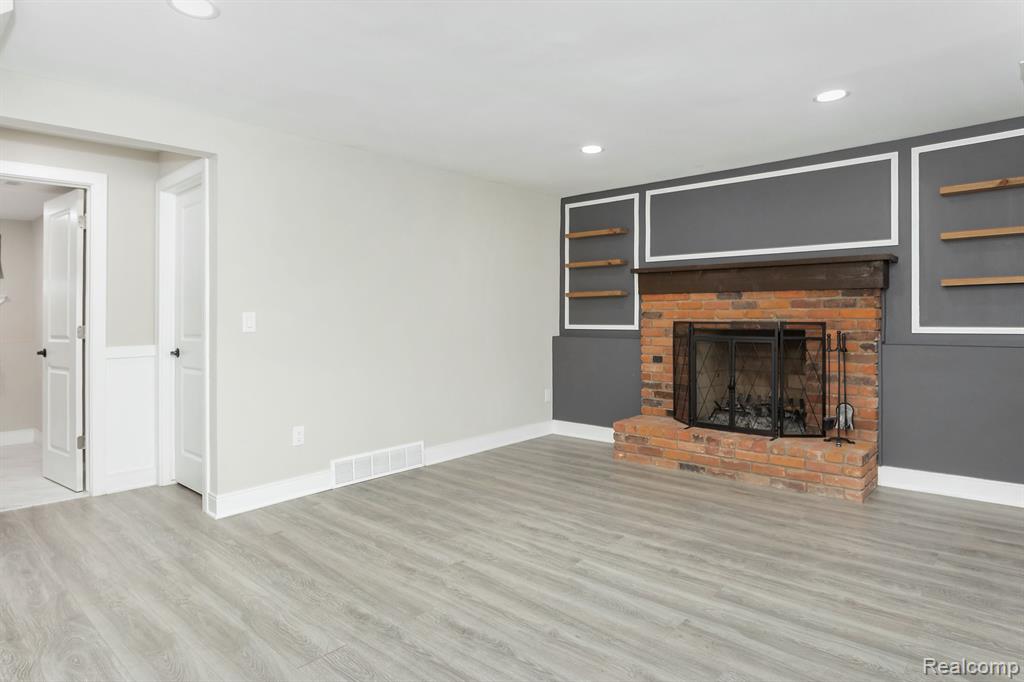 430 DEVILLEN Avenue, Royal Oak, MI 48073 — Photo 11