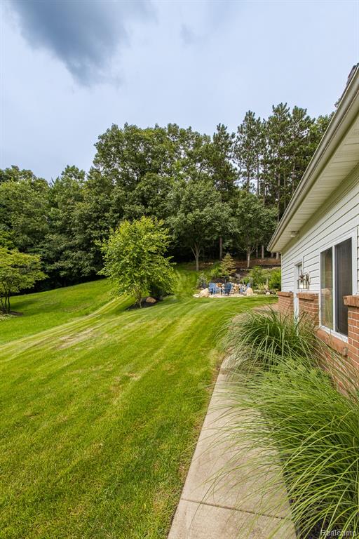 8640 Newport Drive, White Lake, MI — Photo 74