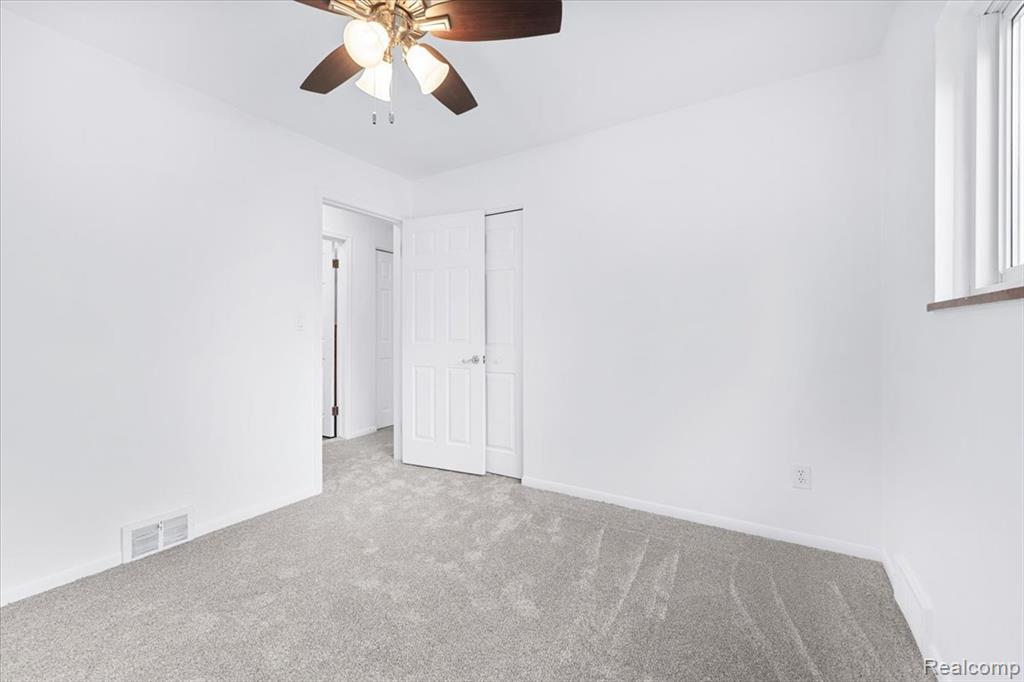 25146 Dallas Drive, Grosse Ile, MI 48138 — Photo 16