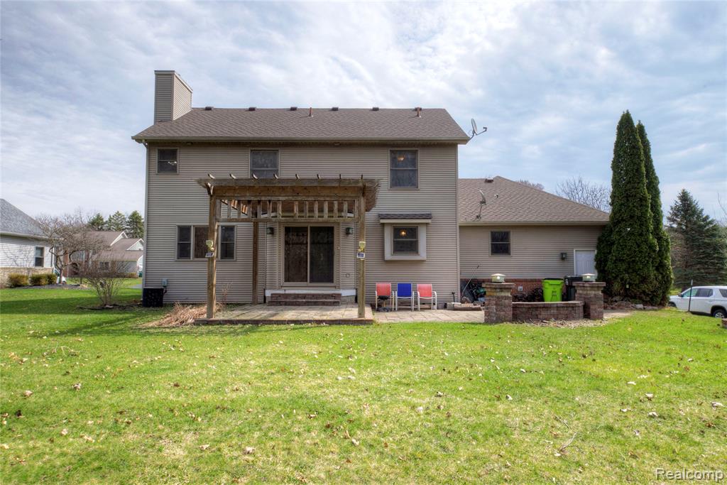 4570 River Hills Court, Brighton, MI 48114 — Photo 68