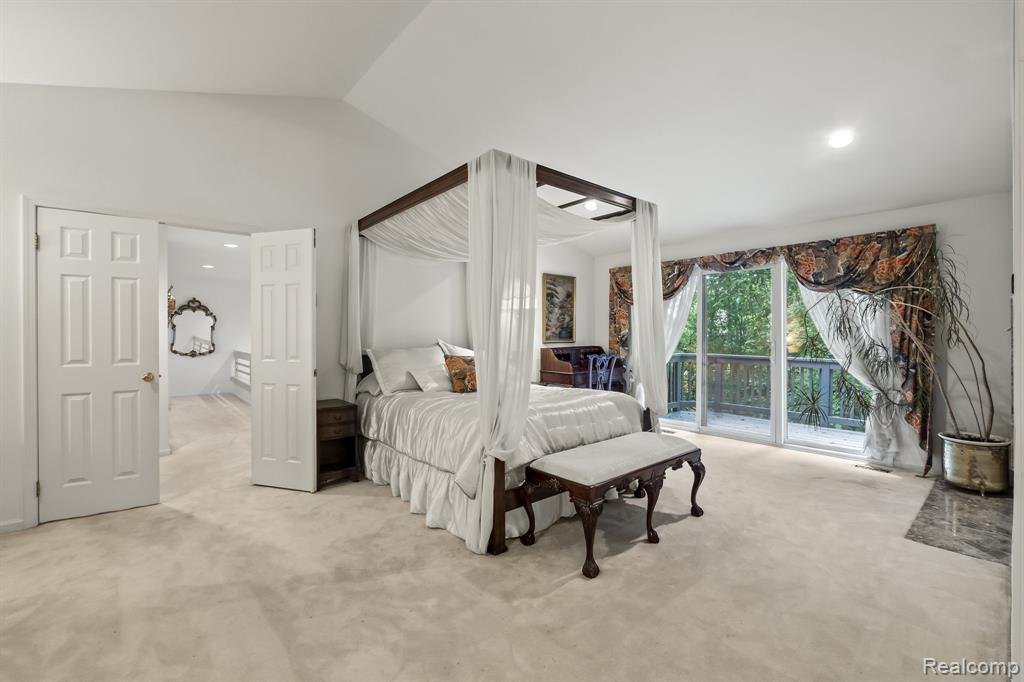 4730 Mirror Lake Drive, West Bloomfield, MI 48323 — Photo 16
