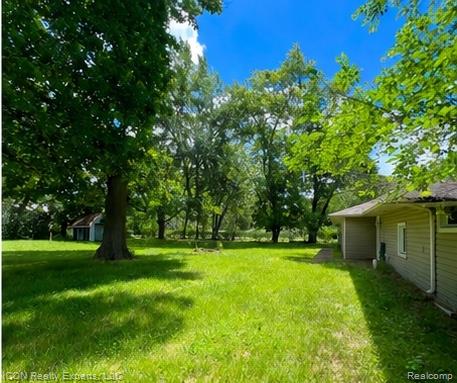 5028 Pheasant Road, Waterford, MI 48327 — Photo 5