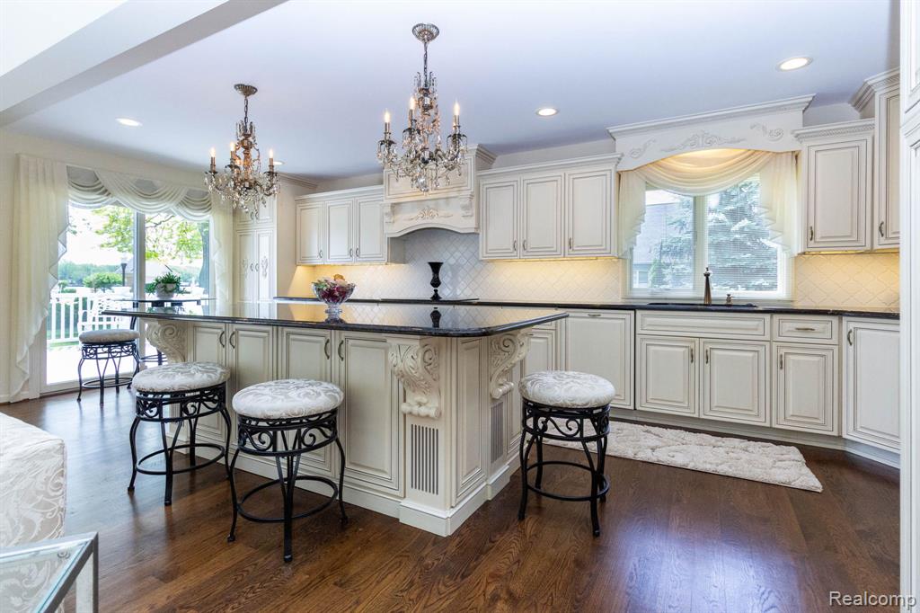 304 Heritage Way, Algonac, MI 48001 — Photo 13