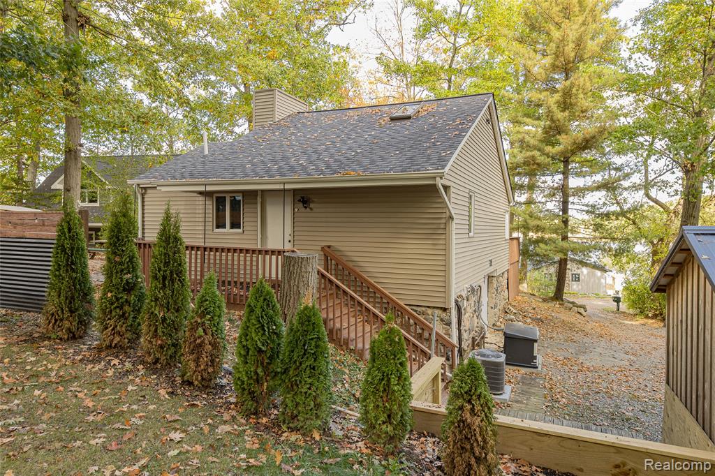 319 Parkway Drive, Attica, MI 48412 — Photo 5