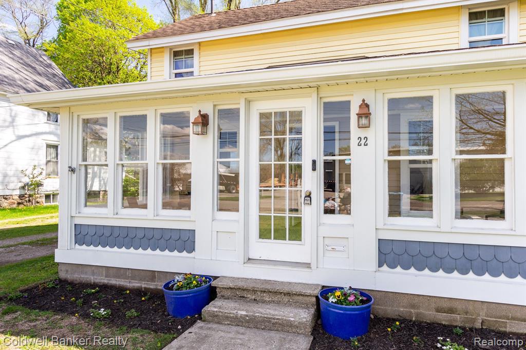 22 DAVISON Street, Oxford, MI 48371 — Photo 4
