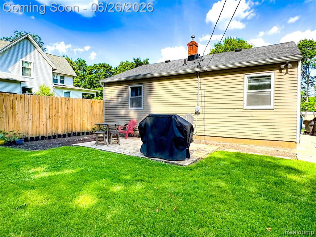 610 N Barnard Street, Howell, MI 48843 — Photo 7