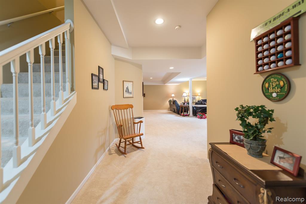 9730 TIOGA Trail N, Pinckney, MI 48169 — Photo 25