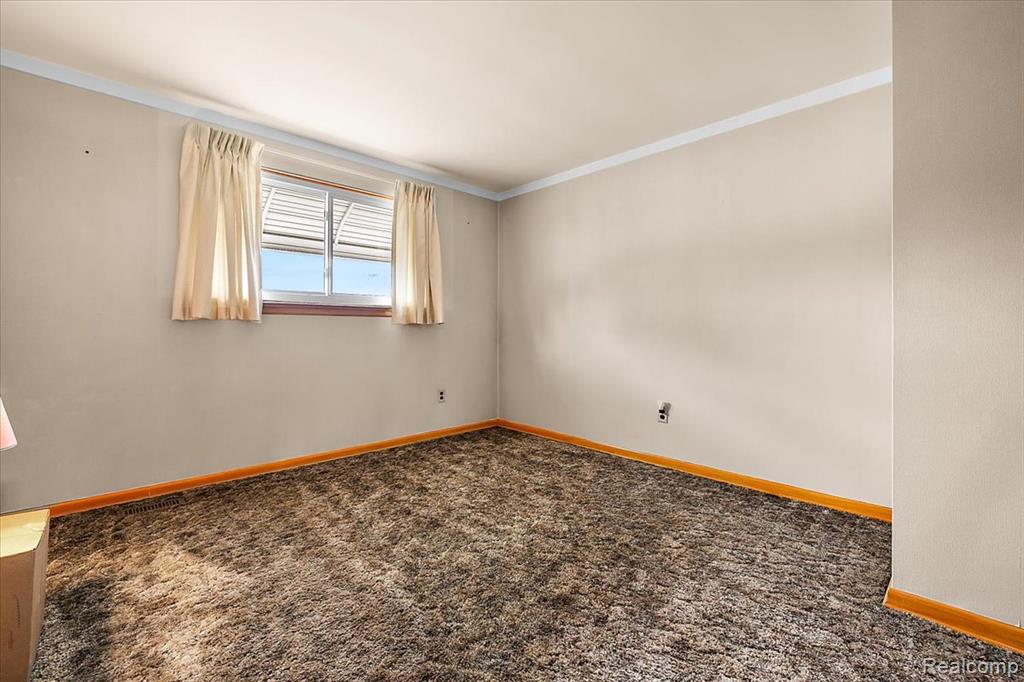 4215 Lexington Drive, Trenton, MI 48183 — Photo 21