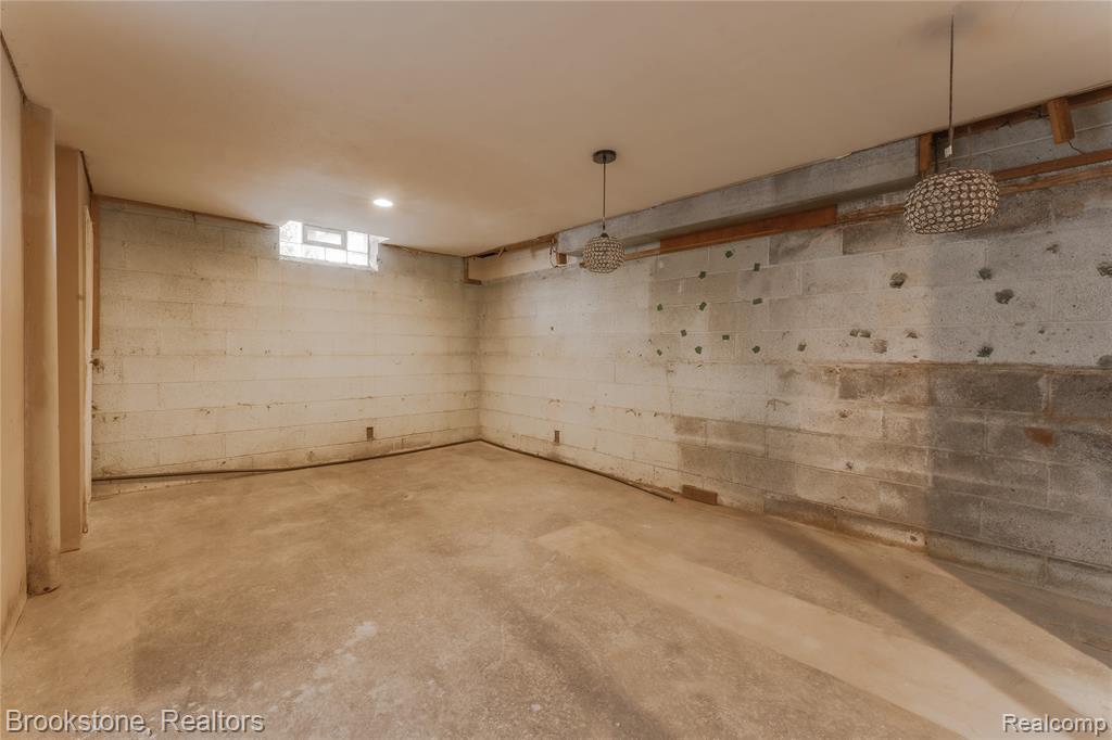 17006 Juliana Avenue, Eastpointe, MI 48021 — Photo 23