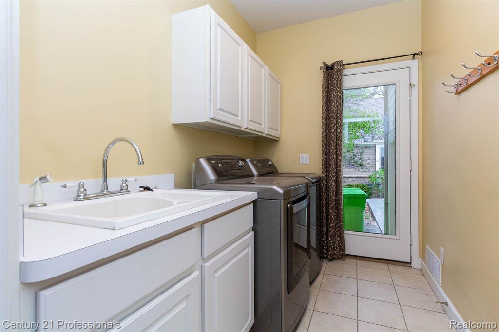 685 Dornoch Drive, Ann Arbor, MI 48103 — Photo 43