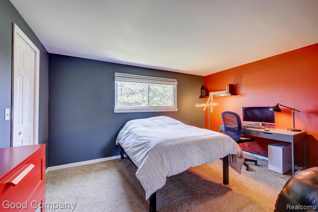 28660 LOWELL N, Southfield, MI 48076 — Photo 23