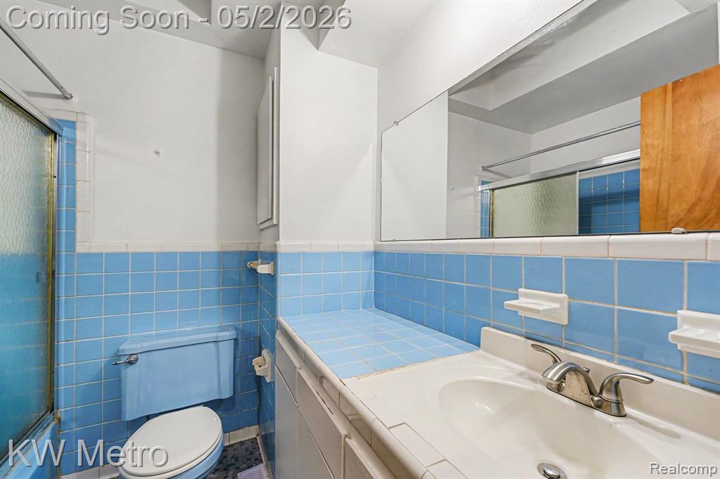 20155 Steel Street, Detroit, MI 48235 — Photo 8