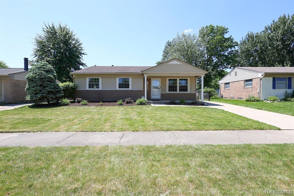 9858 FAIRBANKS Street, Van Buren, MI 48111 — Photo 2