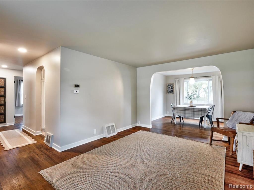 2846 Cooper Avenue, Port Huron, MI 48060 — Photo 6