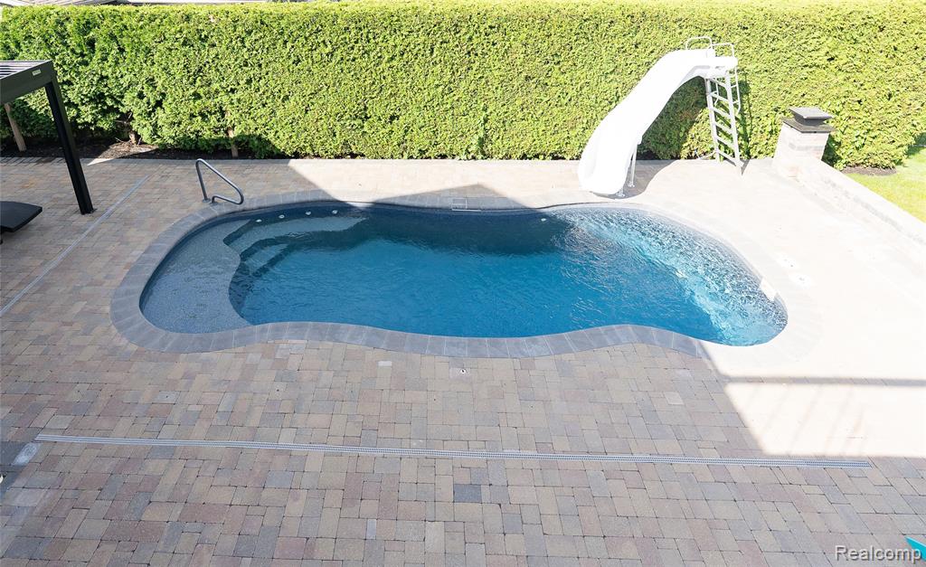 49729 Nautical Drive, Chesterfield, MI 48047 — Photo 36