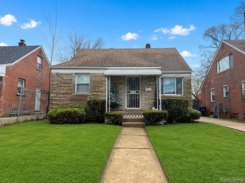 12072 Ashton Avenue, Detroit, MI 48228