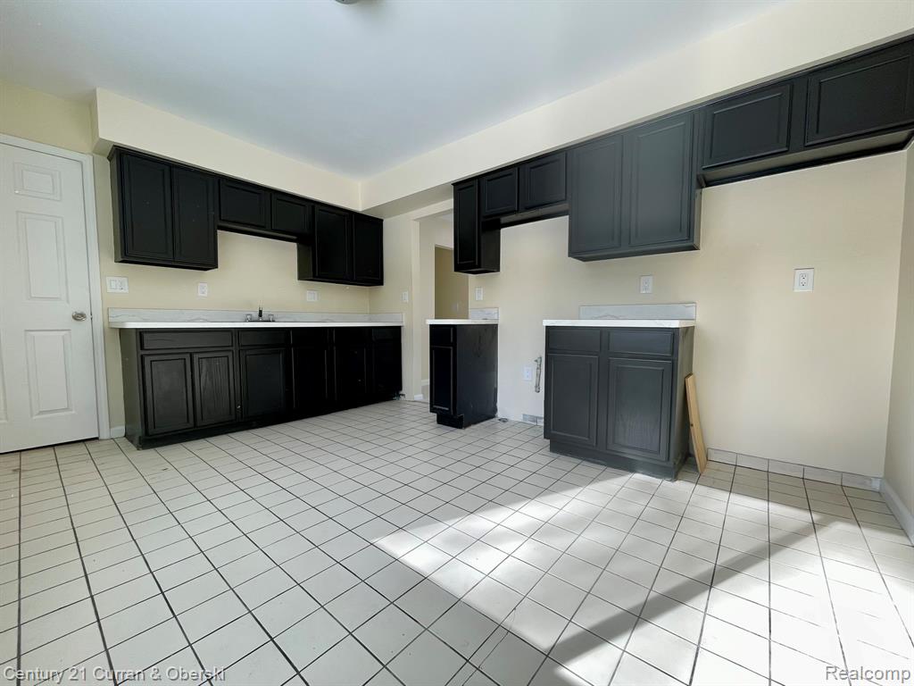 26141 Yale Street, Inkster, MI 48141 — Photo 4