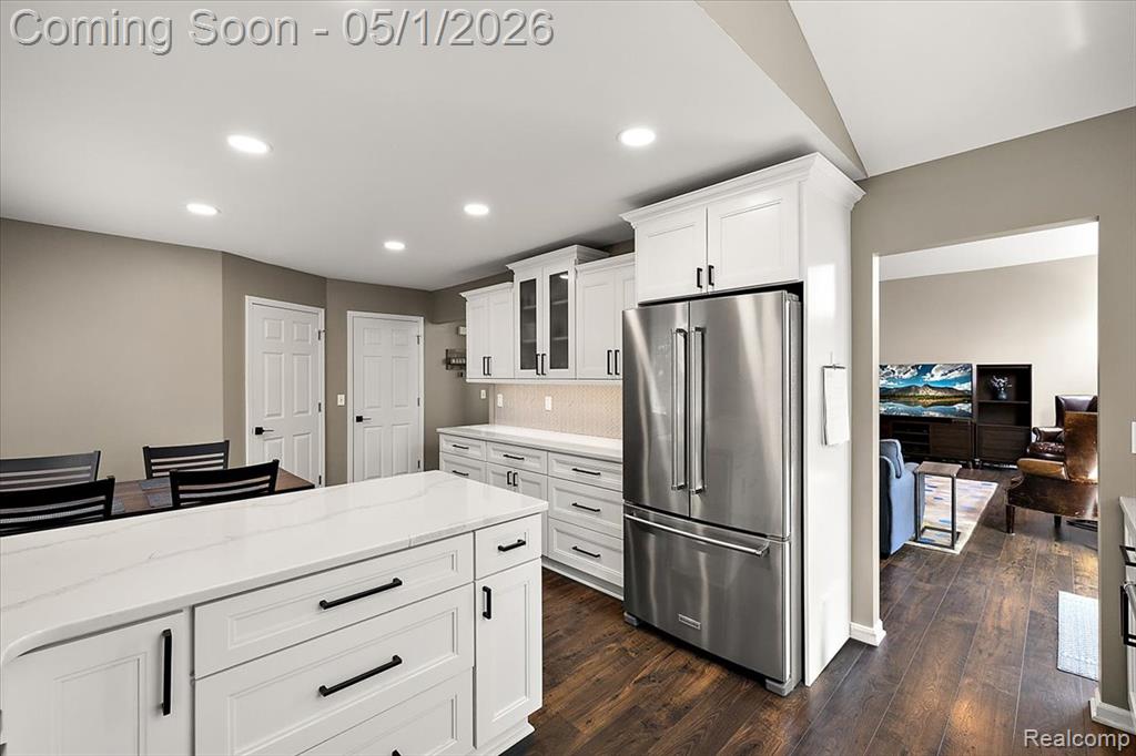 43316 Ashbury Drive, Novi, MI — Photo 20