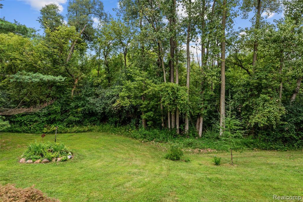 6218 Curtis Road, Plymouth, MI 48170 — Photo 33