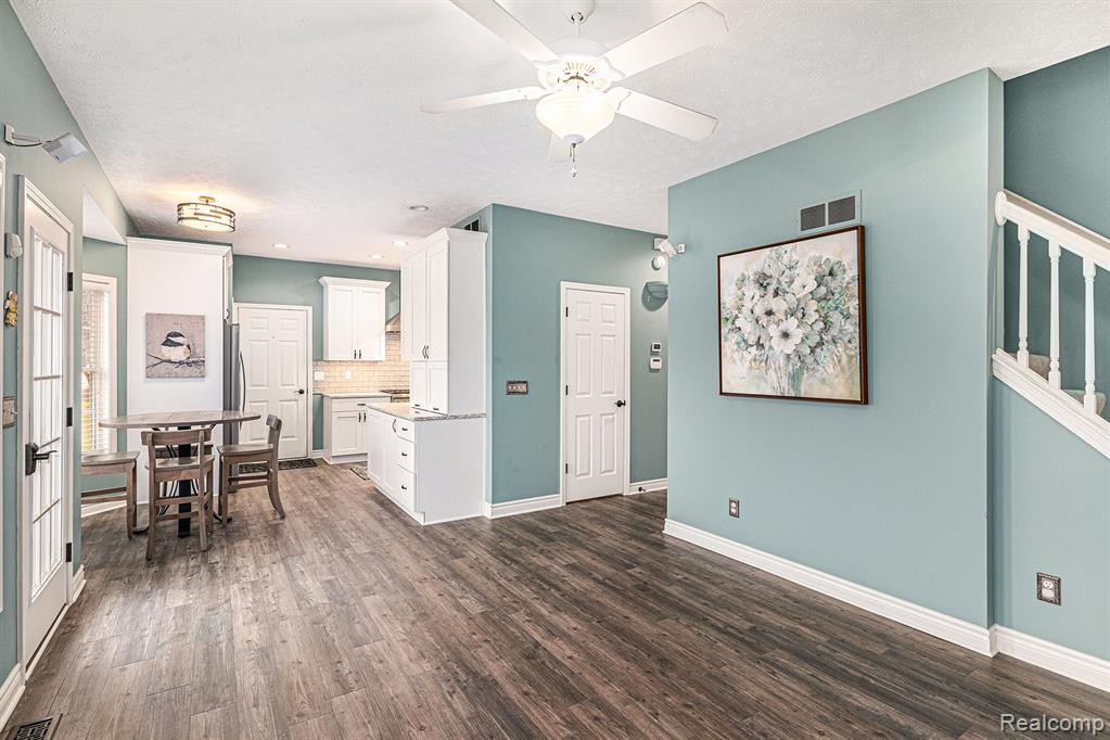 4850 Hogback Road, Fowlerville, MI 48836 — Photo 11