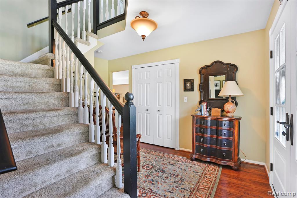 41001 RAYBURN Drive, Northville, MI 48168 — Photo 5
