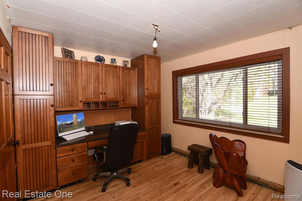 4909 ALGONQUIN Boulevard, Clarkston, MI 48348 — Photo 37
