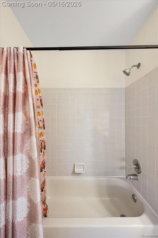 15948 Venice Avenue, Clinton Twp, MI 48035 — Photo 28