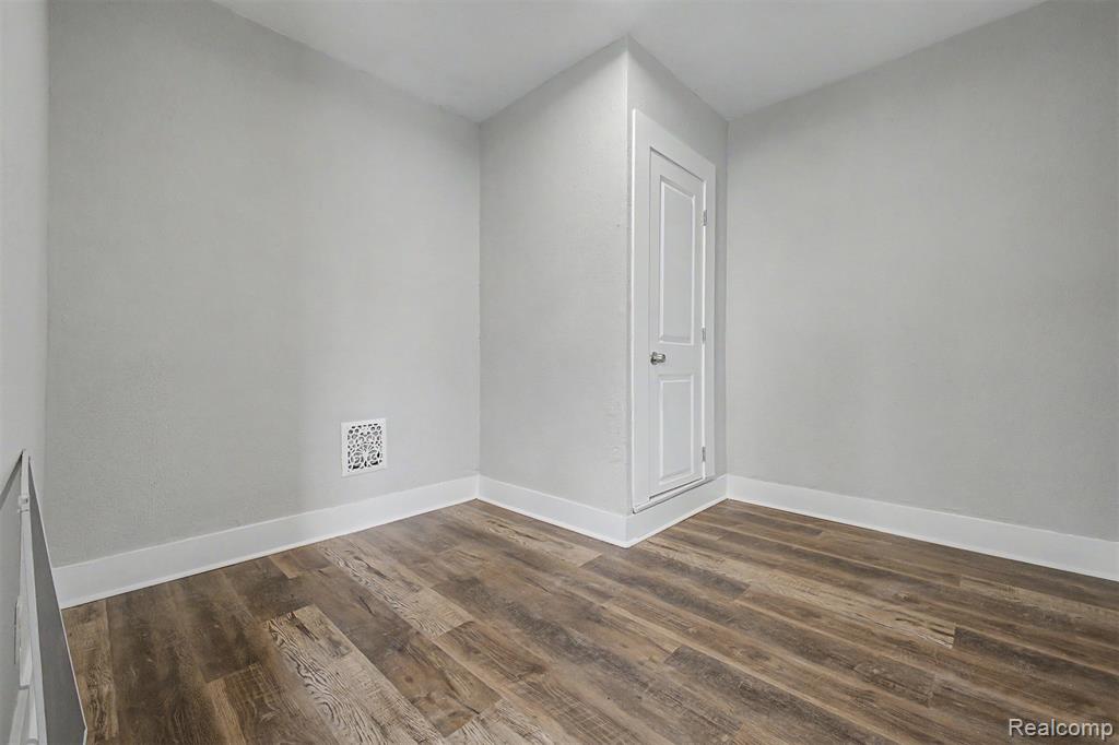 2971 Bewick Street, Detroit, MI 48214 — Photo 18
