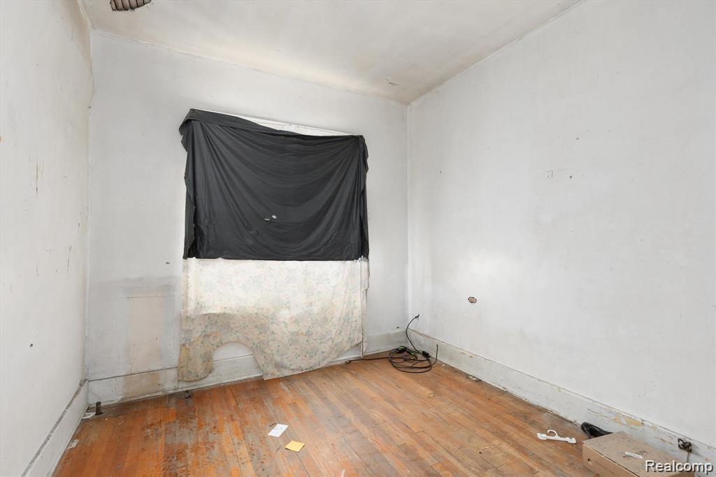 4673 FRENCH Road, Detroit, MI 48214 — Photo 12