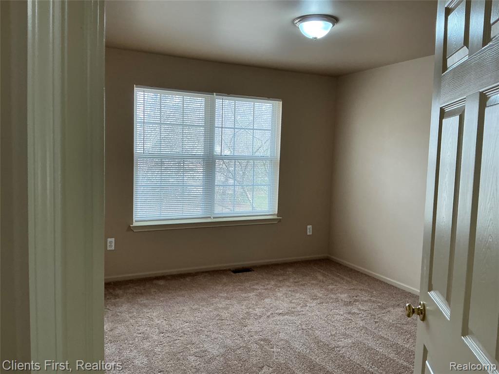 48161 NOTTINGHILL Lane, Canton, MI 48188 — Photo 40